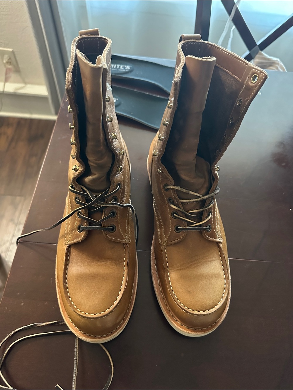 White’s Moc Toe